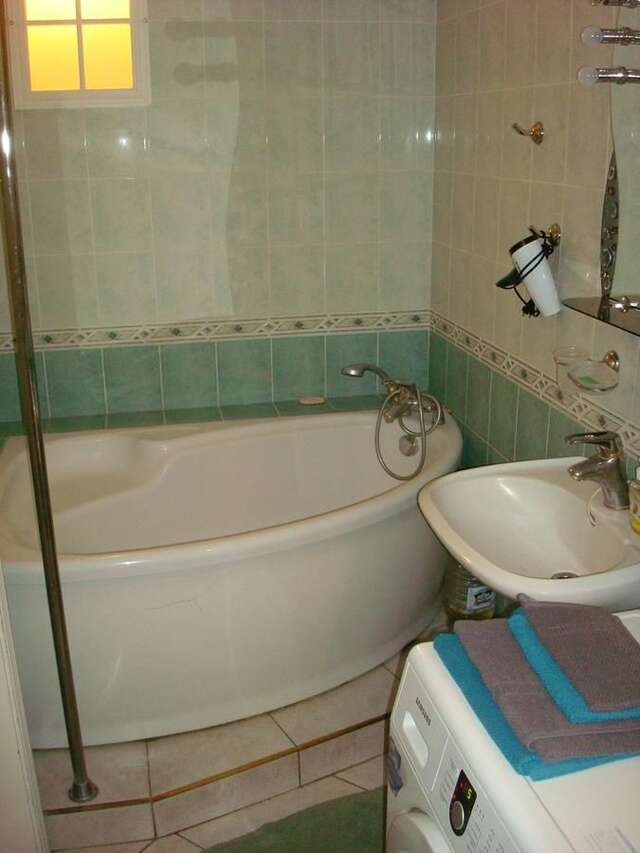 Апартаменты Apartment on Privokzalnaya 2/1 Винница-9